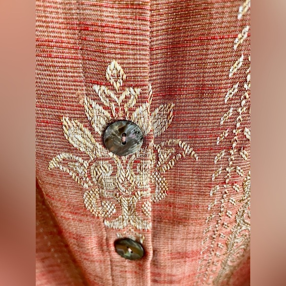 Isabella Bird Size Medium Muted Earthtone Red and Gold Abalone Button Up Jacket - Picture 10 of 12